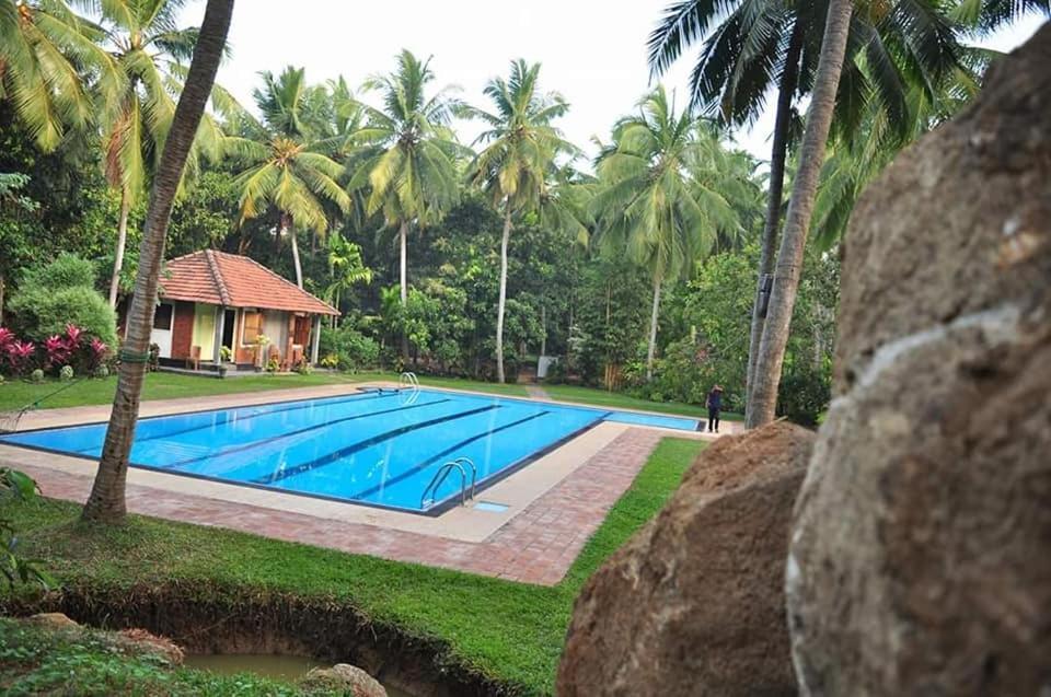 Soba Lanka Holiday Resort Melsiripura Kültér fotó