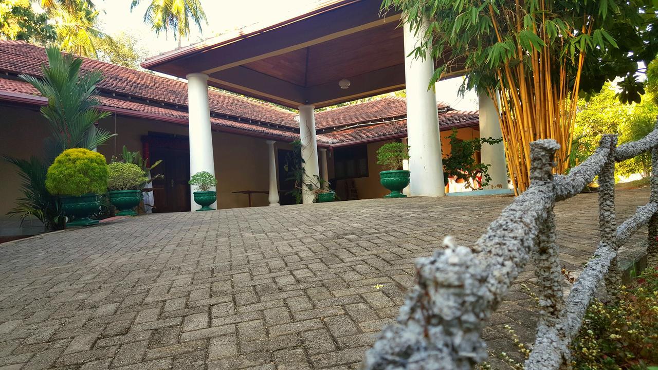 Soba Lanka Holiday Resort Melsiripura Kültér fotó